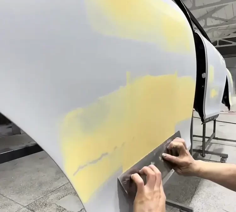 SYBON Masilla Para Autos: Transformando la Fabricación de Masilla para Carrocerías Automotrices