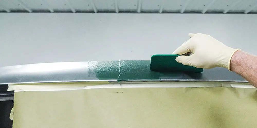 Mastic de carrosserie en fibre de verre - SYBON Professional Fabricant de  peinture automobile en Chine