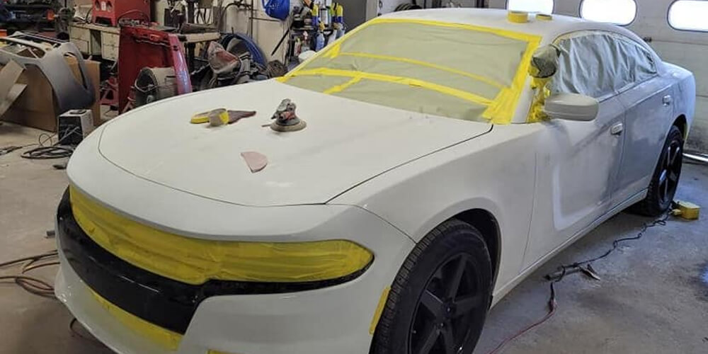 الدليل-الشامل-لإصلاح-طلاء-السيارات-استعادة-رونق-سيارتك-مع-تقنيات-احترافية